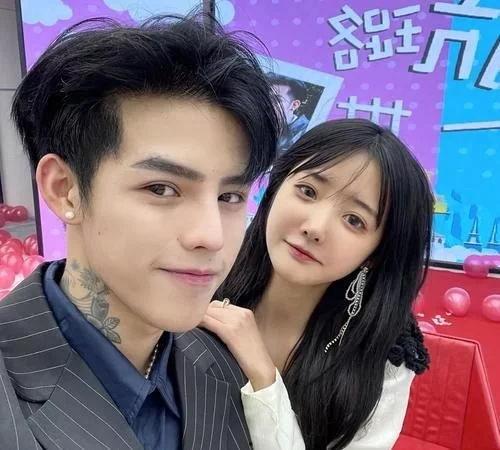 殷世航吃瓜协会吃瓜爆料,娱乐圈幕后真相大揭秘