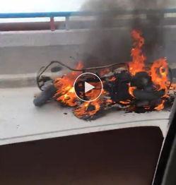 吃瓜最新事件爆料摩托车,吃瓜群众揭秘最新热点