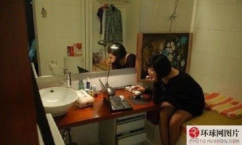 后入美女视频
