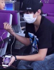 吃瓜爆料王俊凯和杨幂,吃瓜群众热议恋情真相