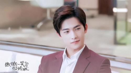 吃瓜爆料李易峰杨洋视频,吃瓜群众热议幕后真相