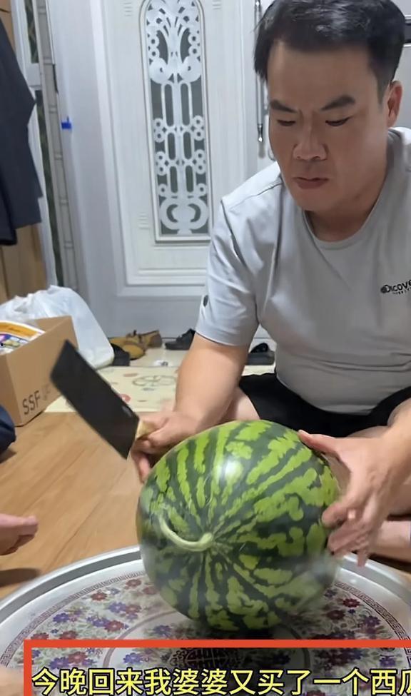 今日吃瓜最新事件是真的吗,最新事件真相揭秘